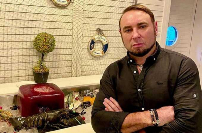 В Волгограде из-за шторма затонула яхта бывшего депутата Андрея Анненко стоимостью 18 миллионов рублей